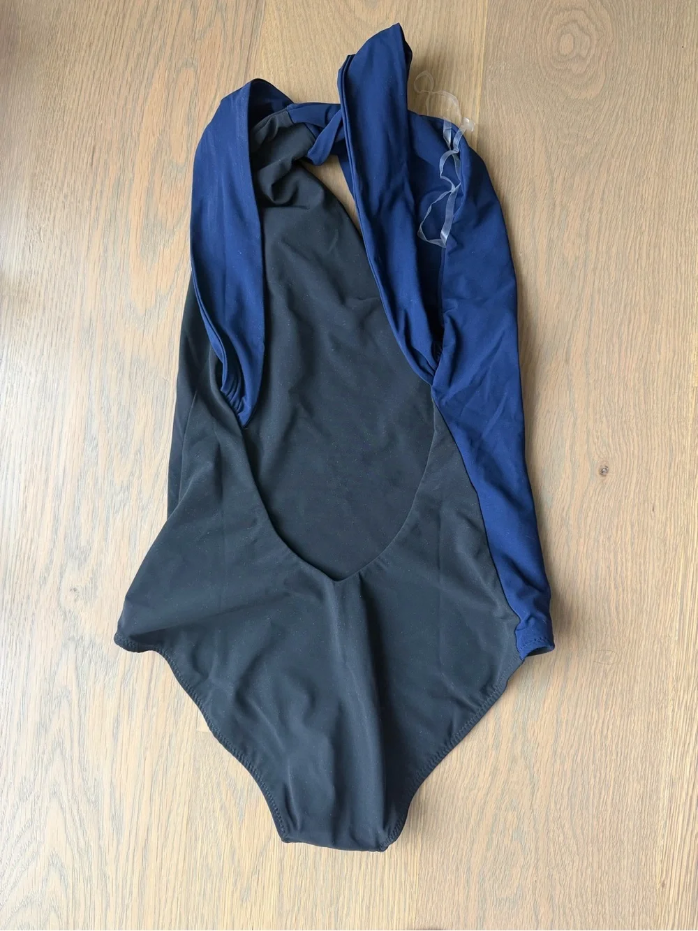 NEW Araks ‘Venetia’ One-Piece Swimsuit black & midnight XS